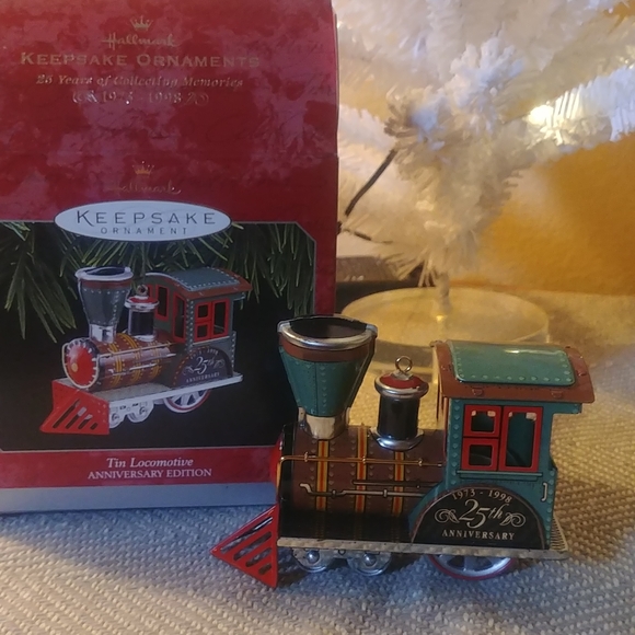 1998 Hallmark Tin Locomotive Anniversary Edition - Picture 3 of 5